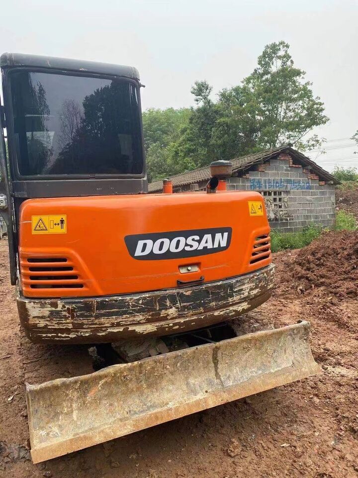 DOOSAN DH60-7 - Мини-экскаватор: фото 5 DOOSAN DH60-7 - Мини-экскаватор: фото 5