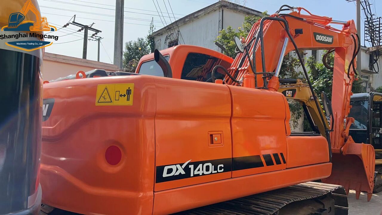 DOOSAN DX140LC - Экскаватор: фото 1 DOOSAN DX140LC - Экскаватор: фото 1