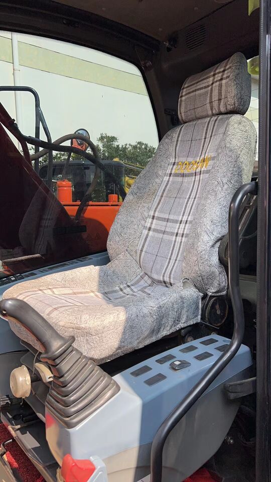 DOOSAN DX140LC - Экскаватор: фото 4 DOOSAN DX140LC - Экскаватор: фото 4