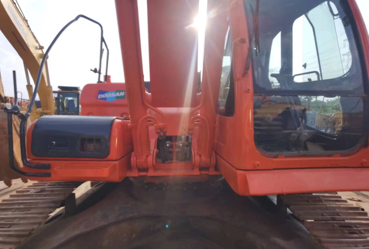 DOOSAN DX300LC - Экскаватор: фото 5 DOOSAN DX300LC - Экскаватор: фото 5