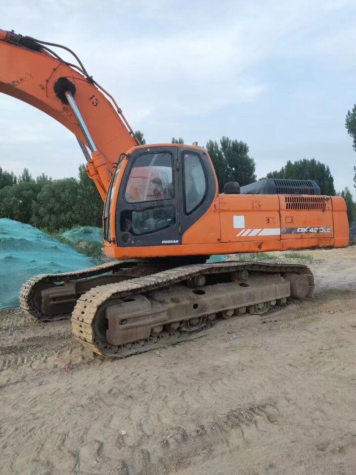 DOOSAN DX420LC - Экскаватор: фото 2 DOOSAN DX420LC - Экскаватор: фото 2