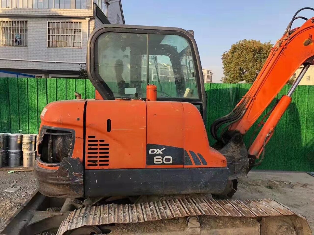 DOOSAN DX60 - Мини-экскаватор: фото 1 DOOSAN DX60 - Мини-экскаватор: фото 1