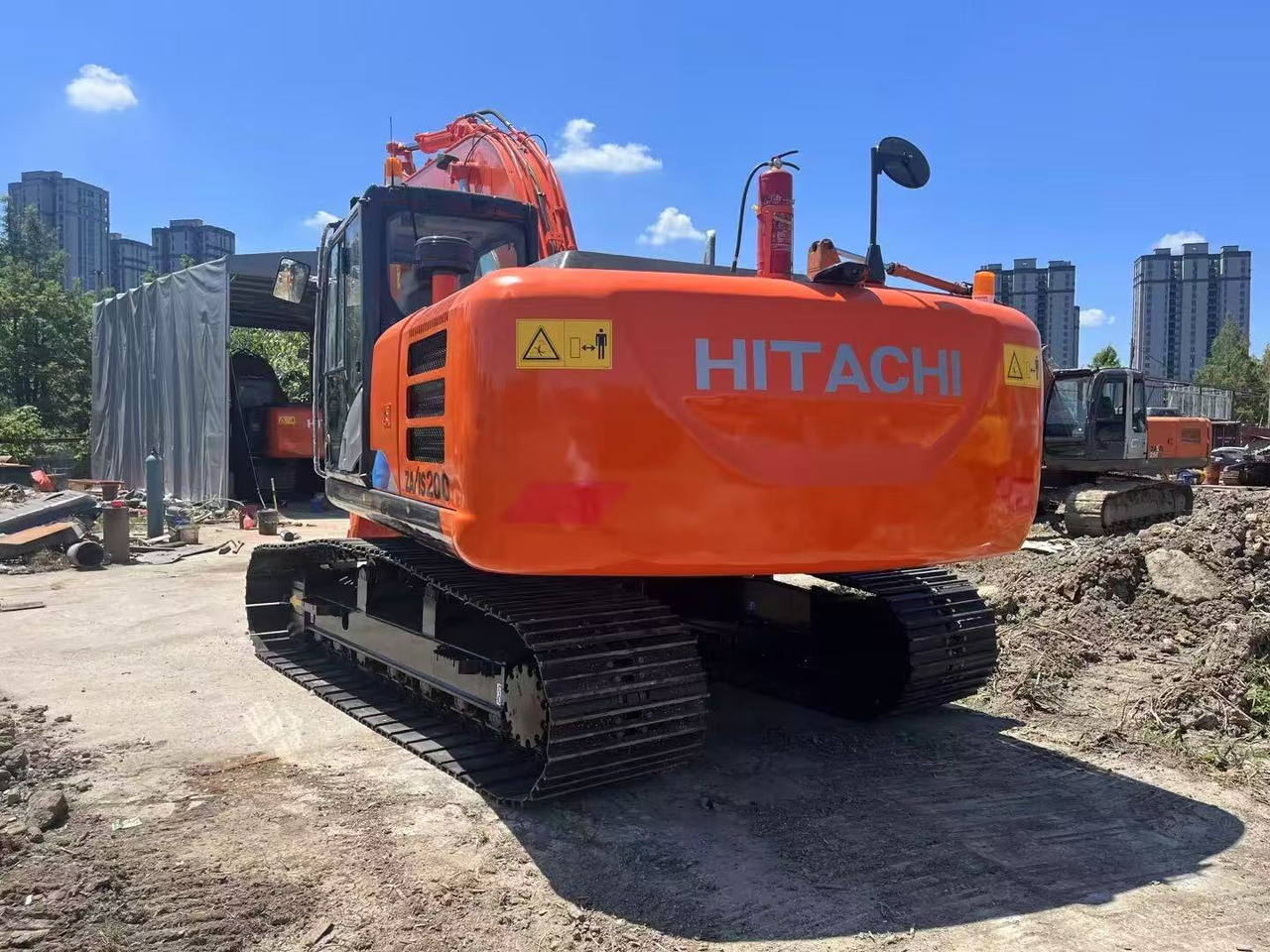HITACHI ZX200-5G - Гусеничный экскаватор: фото 3 HITACHI ZX200-5G - Гусеничный экскаватор: фото 3