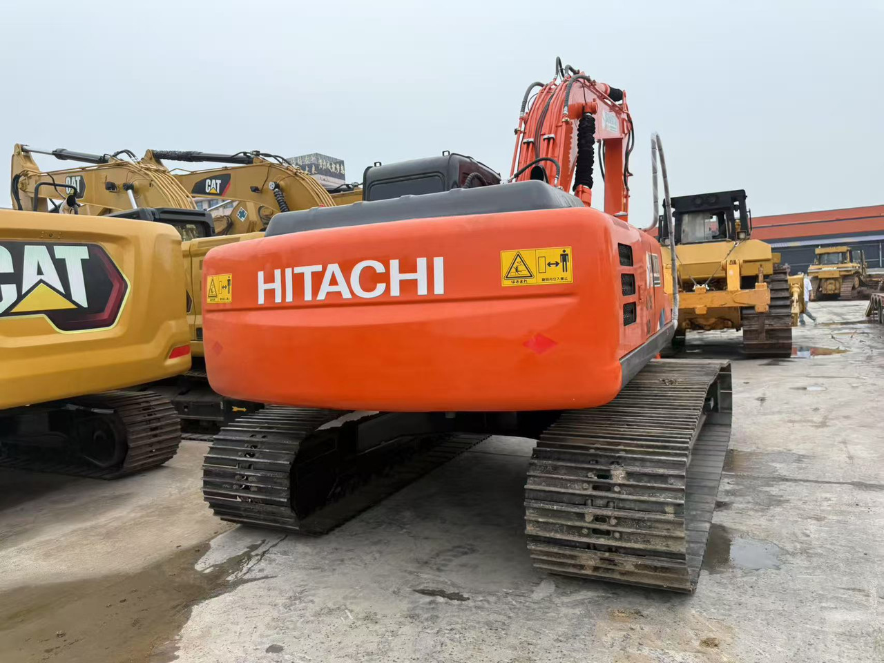 HITACHI ZX210-5G - Гусеничный экскаватор: фото 4 HITACHI ZX210-5G - Гусеничный экскаватор: фото 4