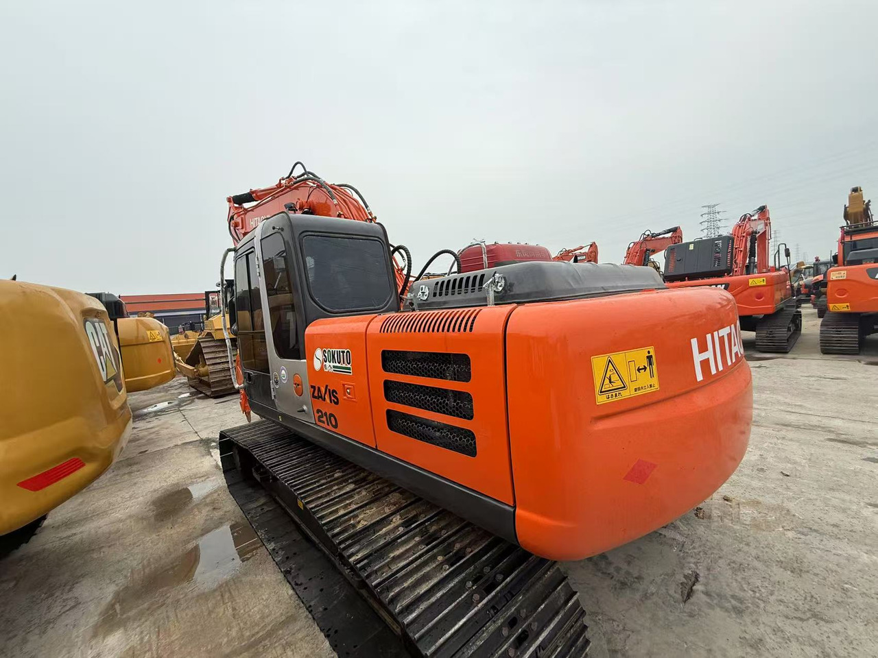 HITACHI ZX210-5G - Гусеничный экскаватор: фото 2 HITACHI ZX210-5G - Гусеничный экскаватор: фото 2