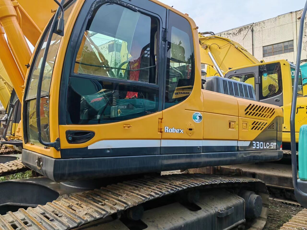 HYUNDAI R330LC-9T - Экскаватор: фото 3 HYUNDAI R330LC-9T - Экскаватор: фото 3