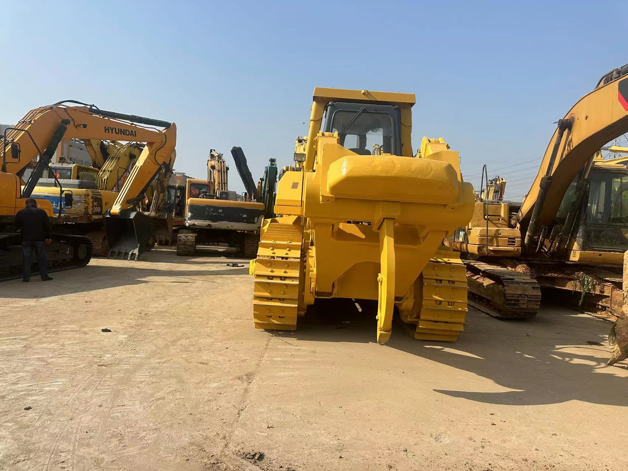KOMATSU D155A-5 - Бульдозер: фото 4 KOMATSU D155A-5 - Бульдозер: фото 4