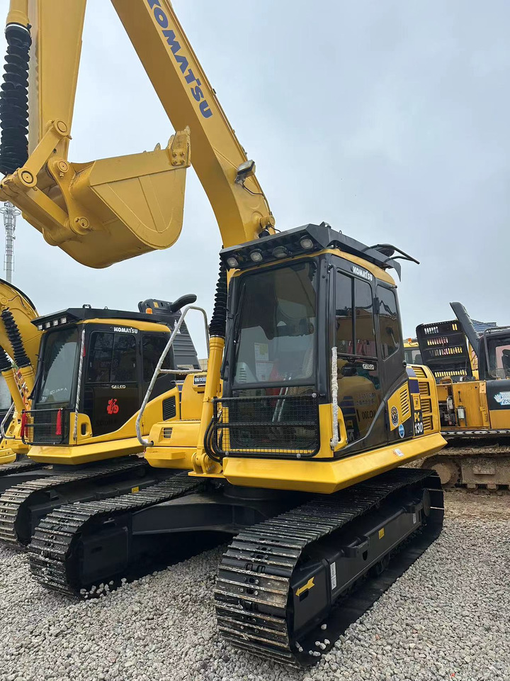 KOMATSU PC130-7 - Гусеничный экскаватор: фото 2 KOMATSU PC130-7 - Гусеничный экскаватор: фото 2
