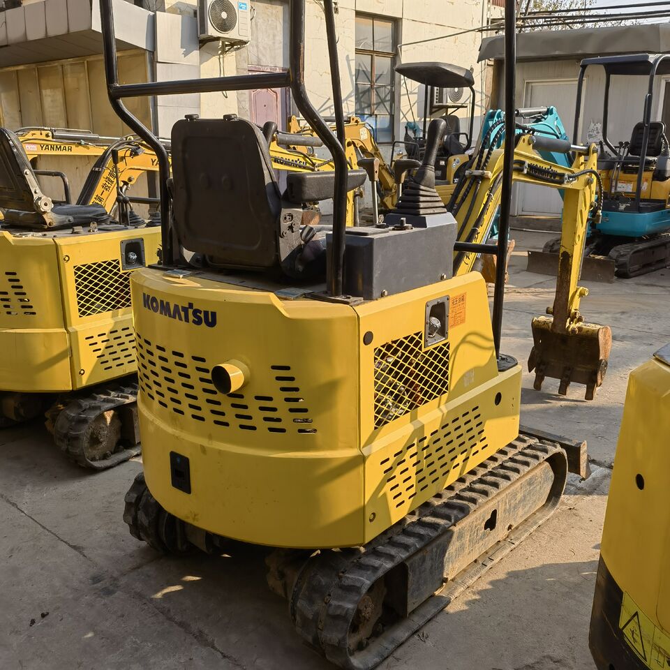 KOMATSU PC15MR - Мини-экскаватор: фото 3 KOMATSU PC15MR - Мини-экскаватор: фото 3
