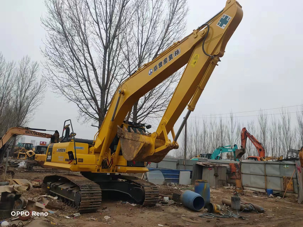 KOMATSU PC200-8 - Колёсный экскаватор: фото 3 KOMATSU PC200-8 - Колёсный экскаватор: фото 3