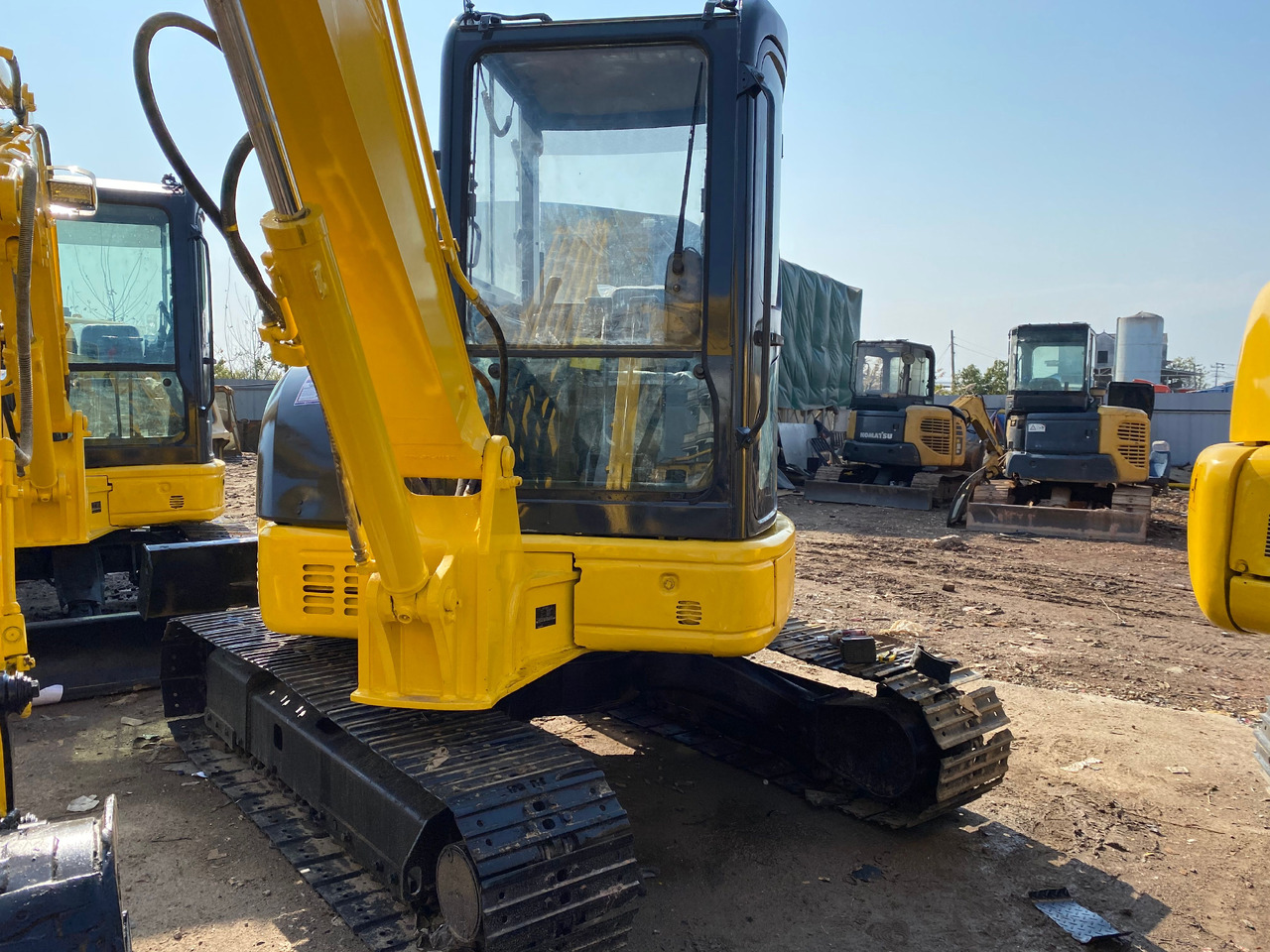 KOMATSU PC55MR - Гусеничный экскаватор: фото 3 KOMATSU PC55MR - Гусеничный экскаватор: фото 3