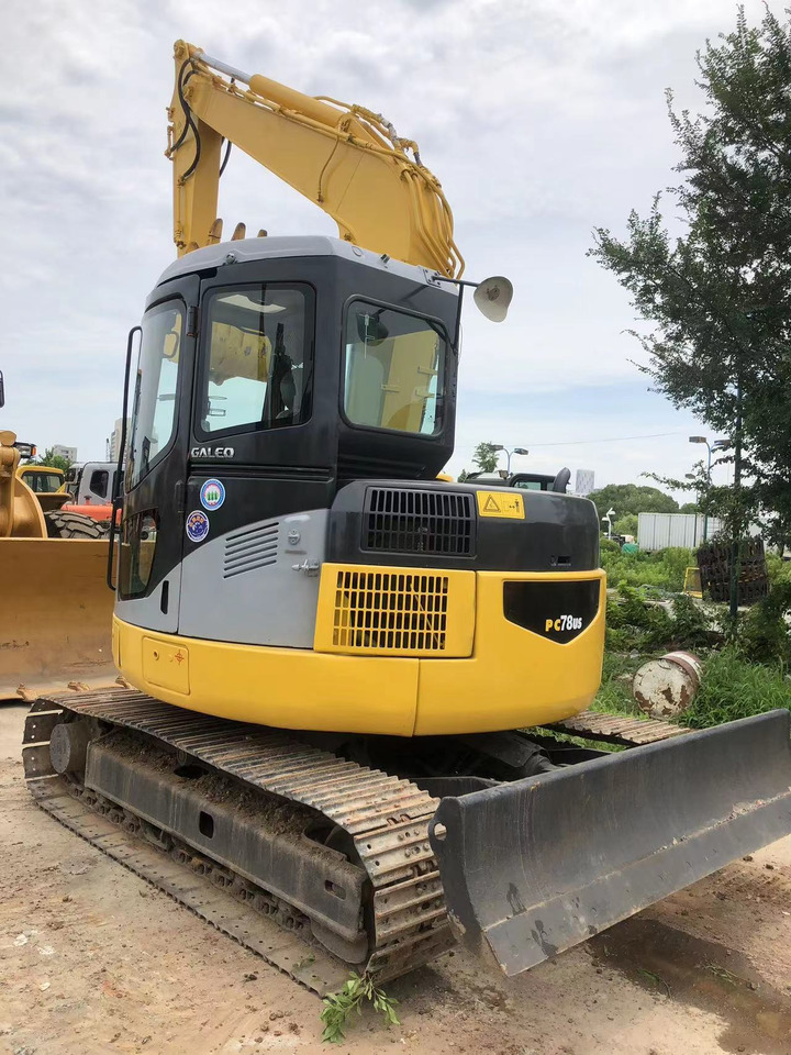 KOMATSU PC70-8 - Мини-экскаватор: фото 3 KOMATSU PC70-8 - Мини-экскаватор: фото 3