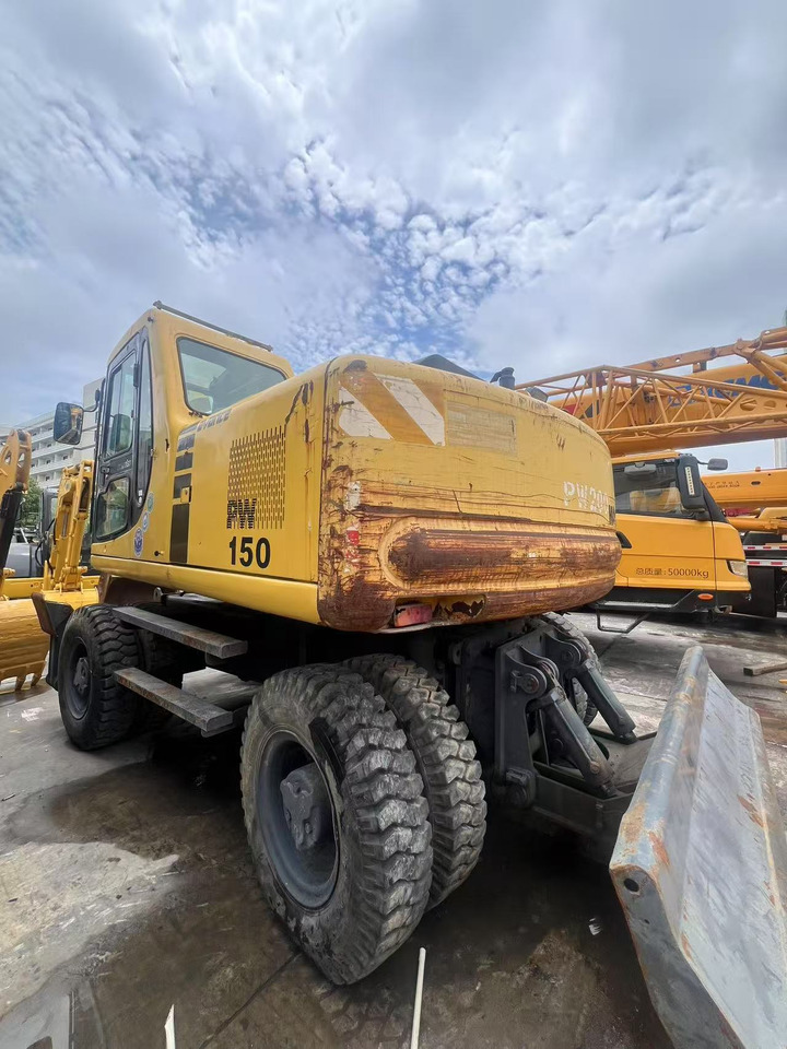 KOMATSU PW150 - Колёсный экскаватор: фото 2 KOMATSU PW150 - Колёсный экскаватор: фото 2