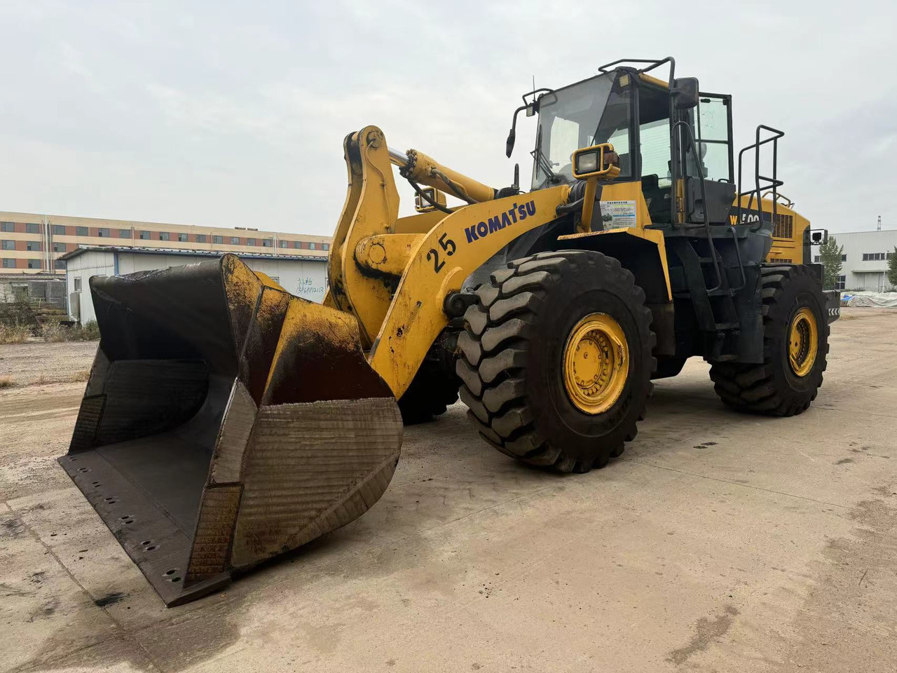 KOMATSU WA500-6 - Колёсный погрузчик: фото 4 KOMATSU WA500-6 - Колёсный погрузчик: фото 4