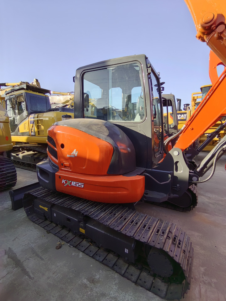 KUBOTA KX165 - Мини-экскаватор: фото 3 KUBOTA KX165 - Мини-экскаватор: фото 3