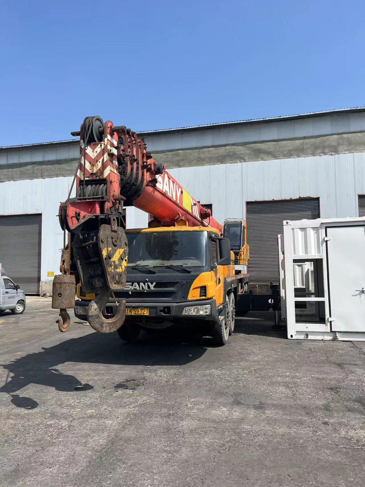 SANY STC800 - Мобильный кран: фото 2 SANY STC800 - Мобильный кран: фото 2