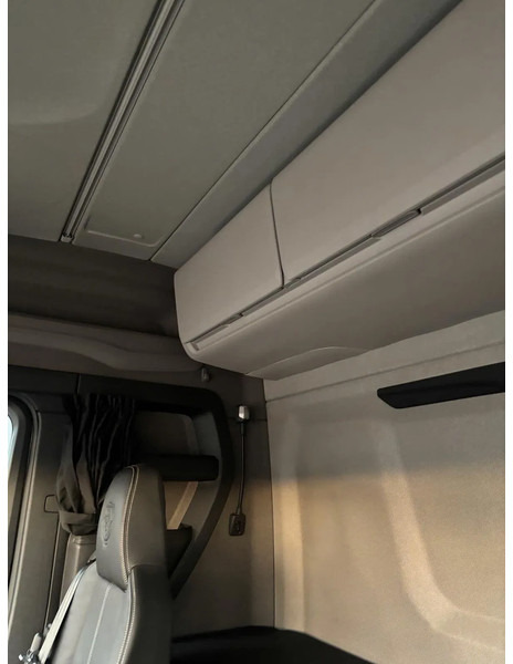 Тягач Scania 660ST V8 NGS R660: фото 10 Тягач Scania 660ST V8 NGS R660: фото 10