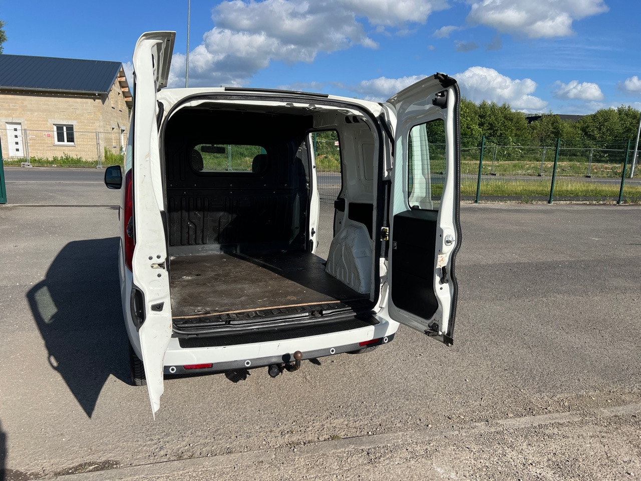Цельнометаллический фургон FIAT Doblo Multijet 1.3 95ch Utilitaire: фото 6