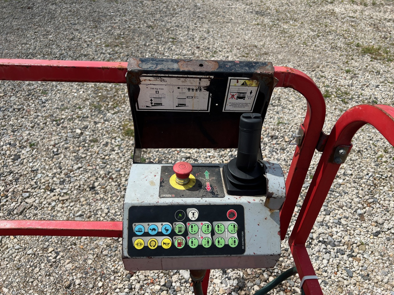 HAULOTTE H12SXL - Ножничный подъемник: фото 4 HAULOTTE H12SXL - Ножничный подъемник: фото 4