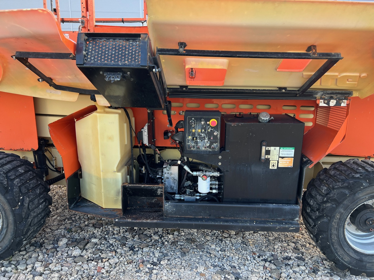 JLG 3394 RT - Ножничный подъемник: фото 5 JLG 3394 RT - Ножничный подъемник: фото 5