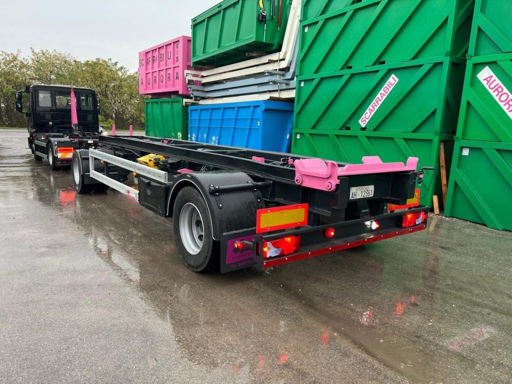 ATLAS RIMORCHIO ATLAS SCARRABILE - Прицеп мультилифт/ Бункеровоз: фото 1 ATLAS RIMORCHIO ATLAS SCARRABILE - Прицеп мультилифт/ Бункеровоз: фото 1