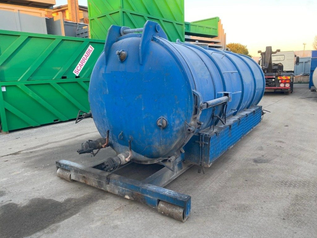 CISTERNA SCARRABILE USATA IN FERRO - Контейнер для мультилифта: фото 2 CISTERNA SCARRABILE USATA IN FERRO - Контейнер для мультилифта: фото 2