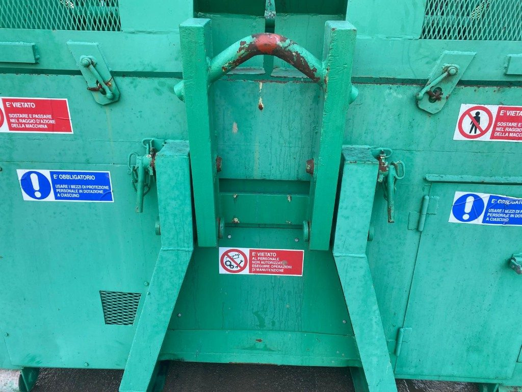 CONTAINER SCARRABILE A COMPATTATORE USATO - Контейнер для мультилифта: фото 2 CONTAINER SCARRABILE A COMPATTATORE USATO - Контейнер для мультилифта: фото 2