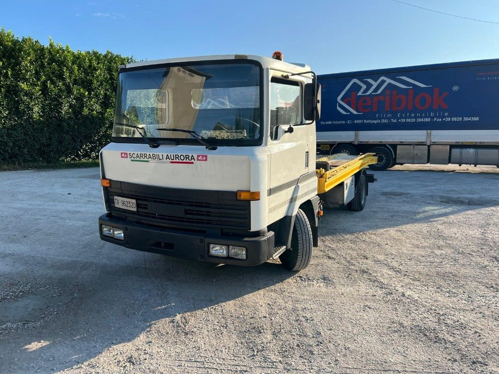 NISSAN M I L50 PER SOCCORSO STRADALE - Эвакуатор: фото 2 NISSAN M I L50 PER SOCCORSO STRADALE - Эвакуатор: фото 2