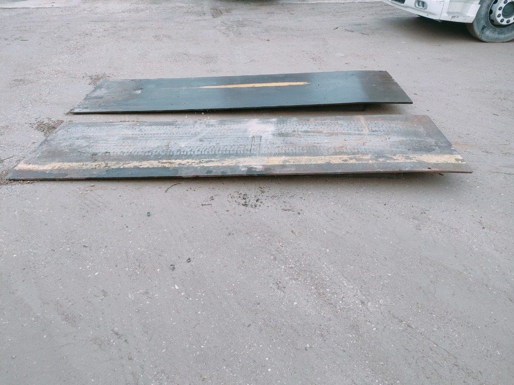 PEDANE IN FERRO PER CONTAINER - Складская техника: фото 5 PEDANE IN FERRO PER CONTAINER - Складская техника: фото 5