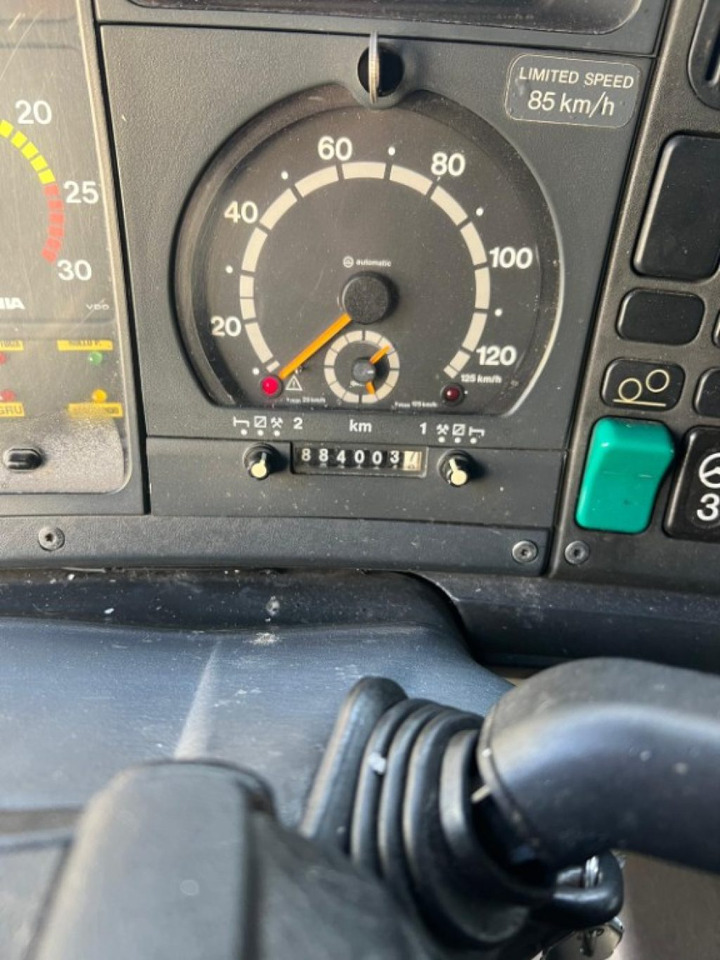 Крюковой мультилифт SCANIA CV R124 SCARRABILE CON GRU E POLIPO: фото 9 Крюковой мультилифт SCANIA CV R124 SCARRABILE CON GRU E POLIPO: фото 9