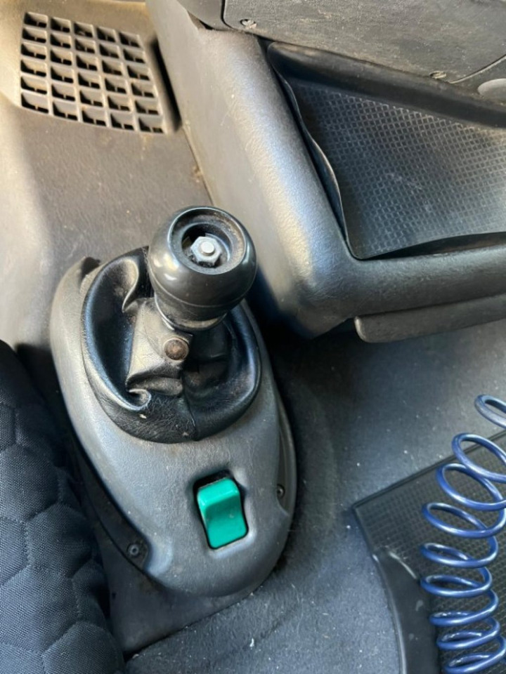 Крюковой мультилифт SCANIA CV R124 SCARRABILE CON GRU E POLIPO: фото 8 Крюковой мультилифт SCANIA CV R124 SCARRABILE CON GRU E POLIPO: фото 8