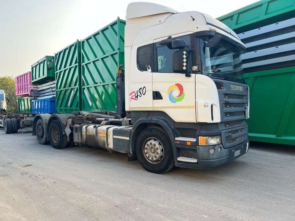 SCANIA R480 USATO SCARRABILE 6X2 - Крюковой мультилифт: фото 2 SCANIA R480 USATO SCARRABILE 6X2 - Крюковой мультилифт: фото 2