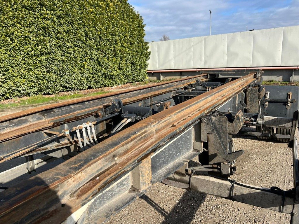 ZORZI RIMORCHIO SCARRABILE ZORZI 20R070 PNEUMATICO - Прицеп мультилифт/ Бункеровоз: фото 3 ZORZI RIMORCHIO SCARRABILE ZORZI 20R070 PNEUMATICO - Прицеп мультилифт/ Бункеровоз: фото 3