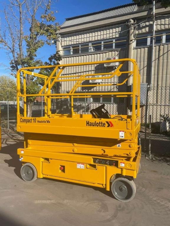 Haulotte COMPACT 10 - Ножничный подъемник: фото 4 Haulotte COMPACT 10 - Ножничный подъемник: фото 4