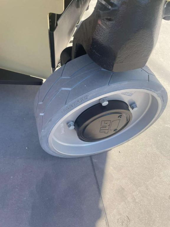 JLG 3246ES - Ножничный подъемник: фото 5 JLG 3246ES - Ножничный подъемник: фото 5