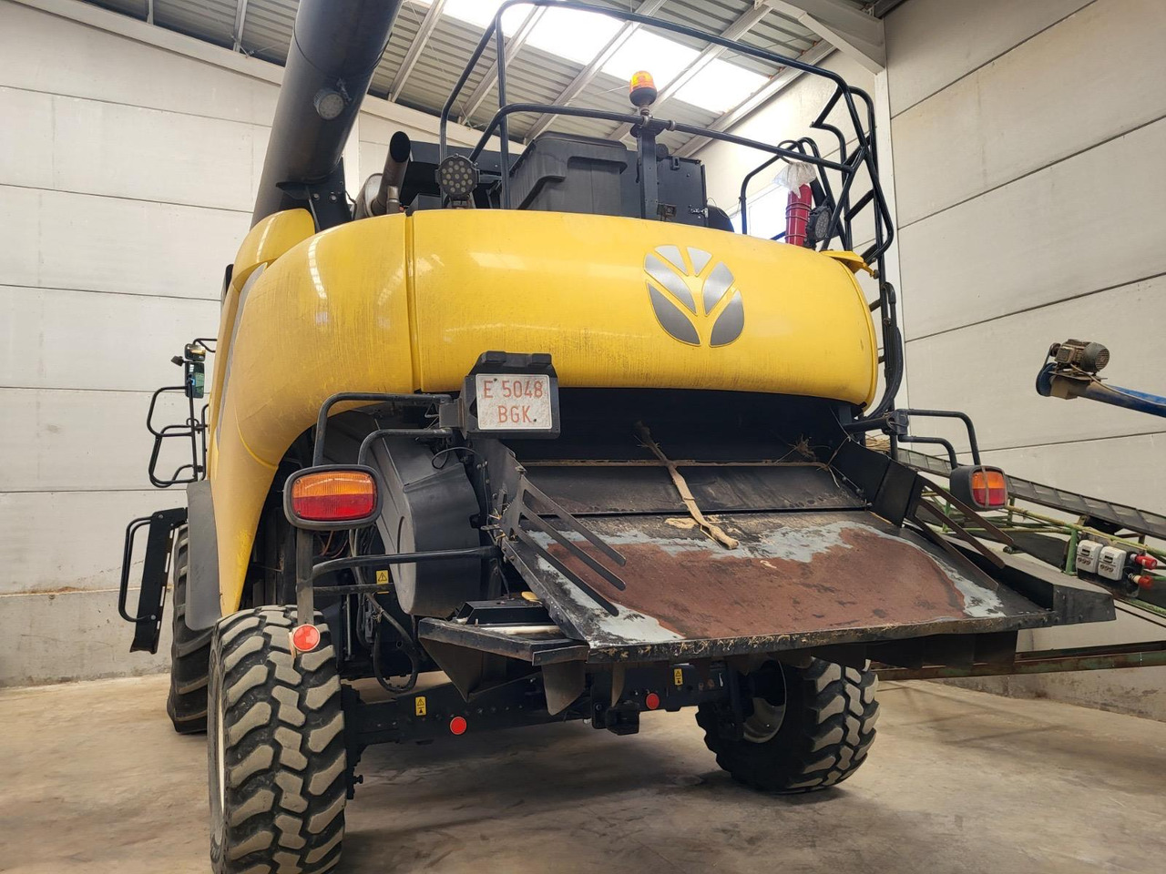 New Holland CR9080 - Комбайн: фото 2 New Holland CR9080 - Комбайн: фото 2