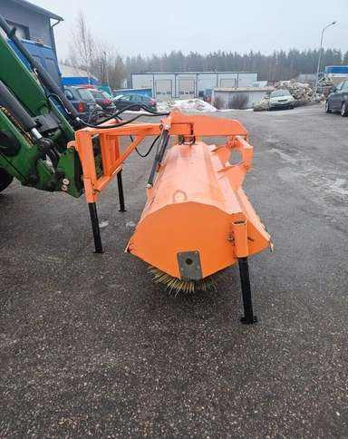 FMG AH 240 - Щетка для Строительной техники: фото 4 FMG AH 240 - Щетка для Строительной техники: фото 4