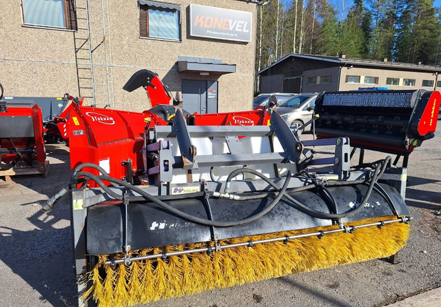 Holms 300/ 2,5m - Щетка для Строительной техники: фото 3 Holms 300/ 2,5m - Щетка для Строительной техники: фото 3