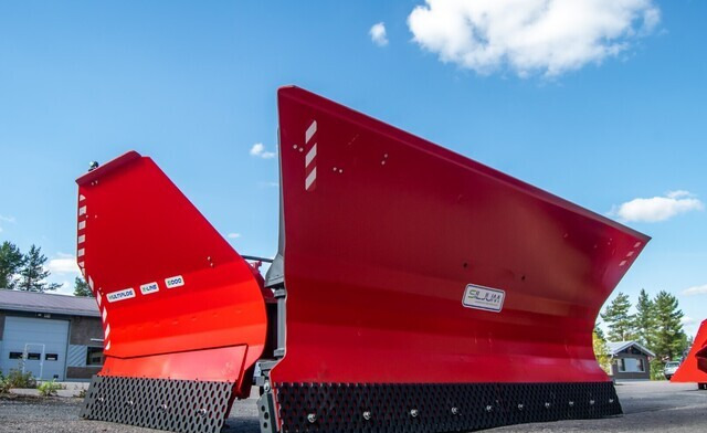 Siljum MekanMP 5000 ja 5400 X-Line - Отвал для снега: фото 1 Siljum MekanMP 5000 ja 5400 X-Line - Отвал для снега: фото 1
