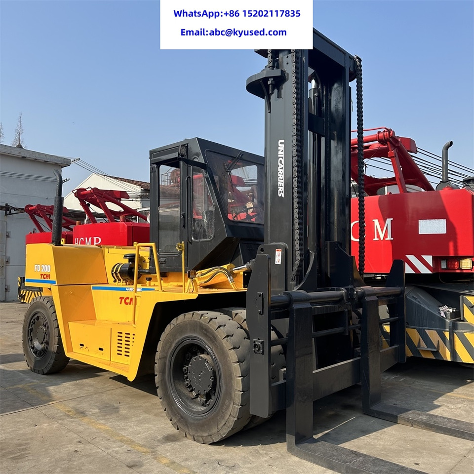 TCM FD200 20T 15T 16T - Дизельный погрузчик: фото 1 TCM FD200 20T 15T 16T - Дизельный погрузчик: фото 1