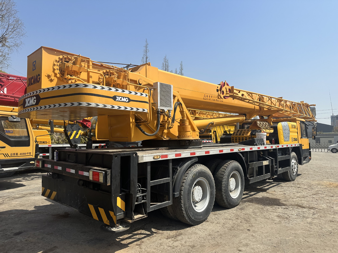 XCMG QY25K 25 ton truck crane - Мобильный кран: фото 3 XCMG QY25K 25 ton truck crane - Мобильный кран: фото 3
