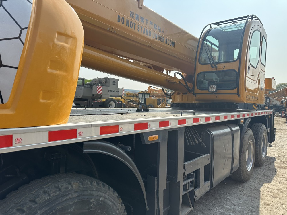XCMG QY35K xct35l5 qy35k5c 35 ton truck crane - Мобильный кран: фото 5 XCMG QY35K xct35l5 qy35k5c 35 ton truck crane - Мобильный кран: фото 5