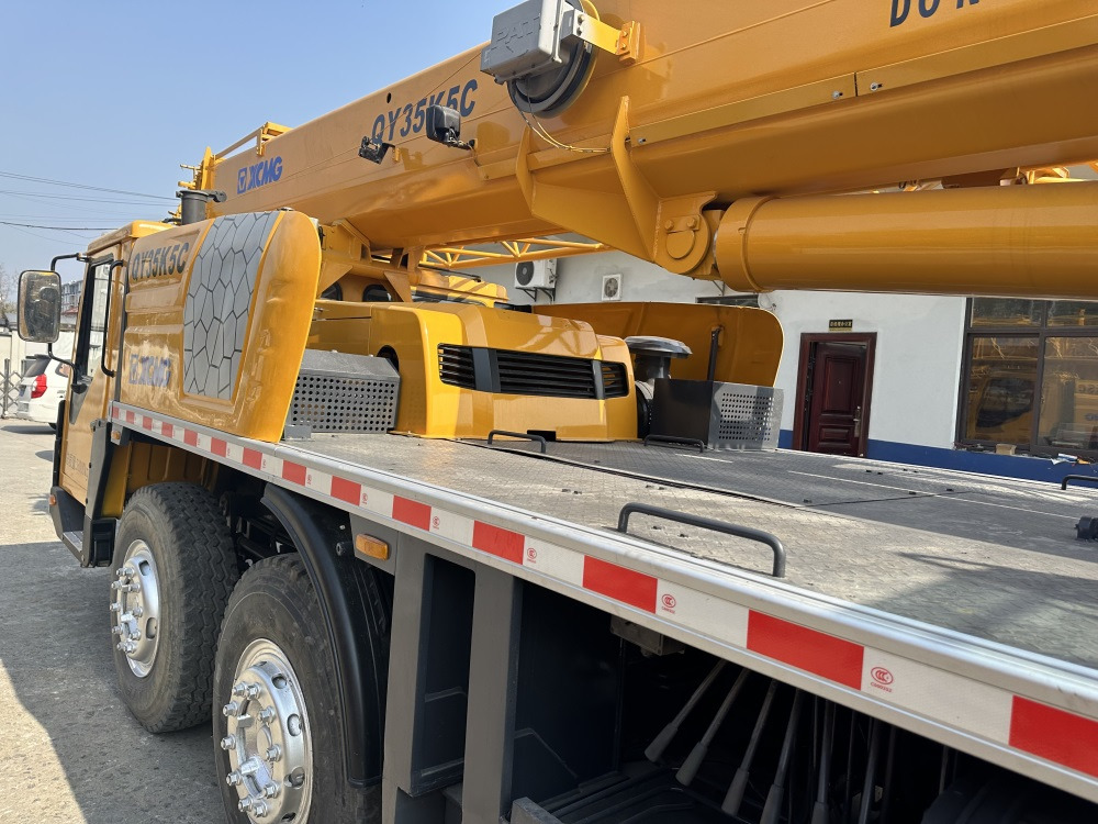 XCMG QY35K xct35l5 qy35k5c 35 ton truck crane - Мобильный кран: фото 4 XCMG QY35K xct35l5 qy35k5c 35 ton truck crane - Мобильный кран: фото 4