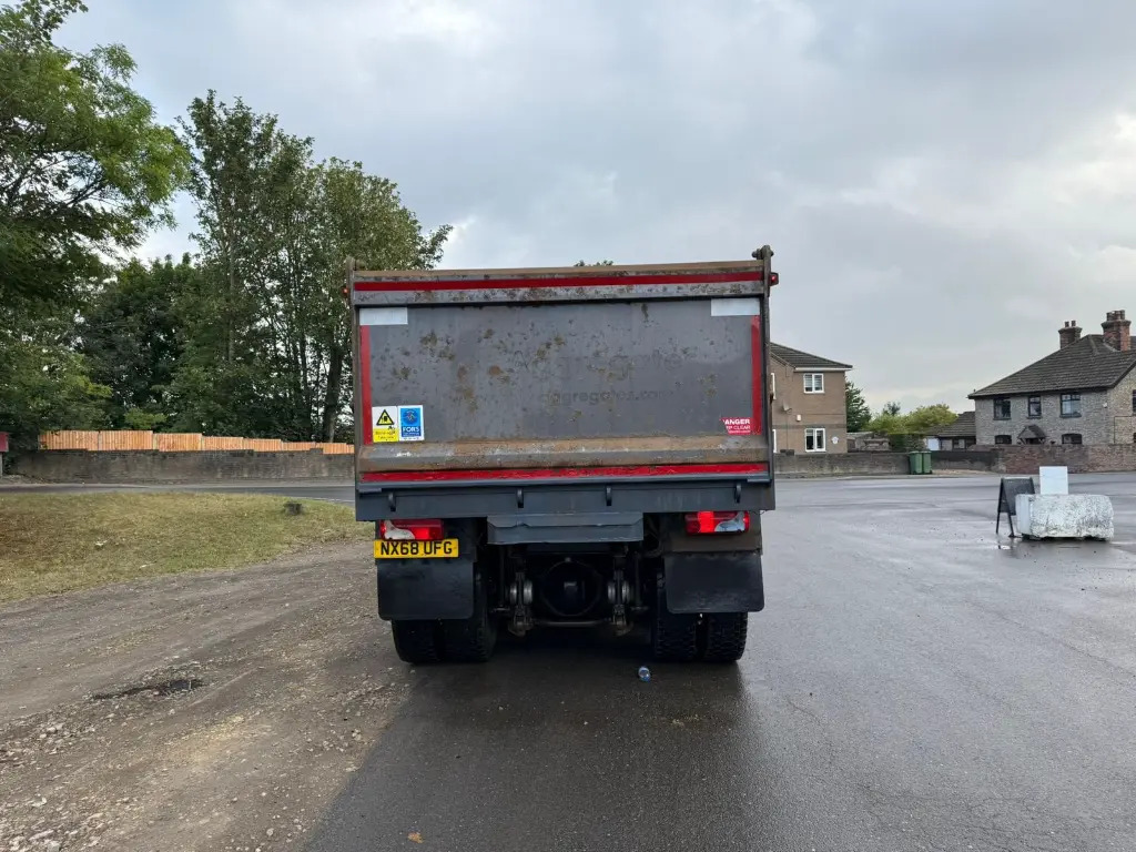 MAN TGS 35.420 8x4 Tipper - RHD (UFG) - Самосвал: фото 4 MAN TGS 35.420 8x4 Tipper - RHD (UFG) - Самосвал: фото 4