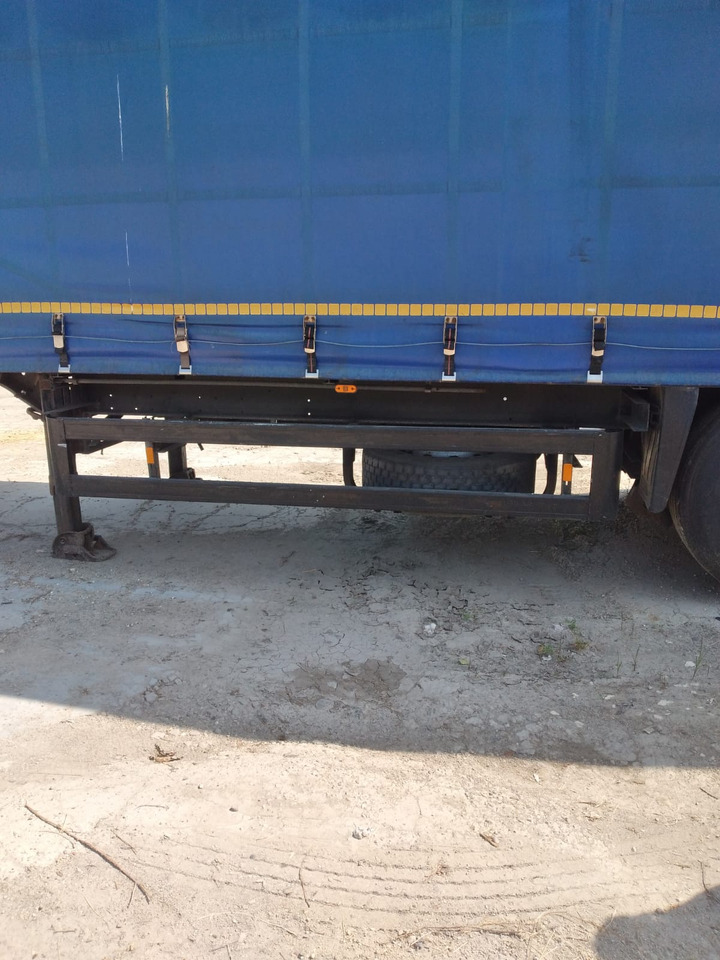 Semirimorchio centinato - Тентованный полуприцеп: фото 2 Semirimorchio centinato - Тентованный полуприцеп: фото 2