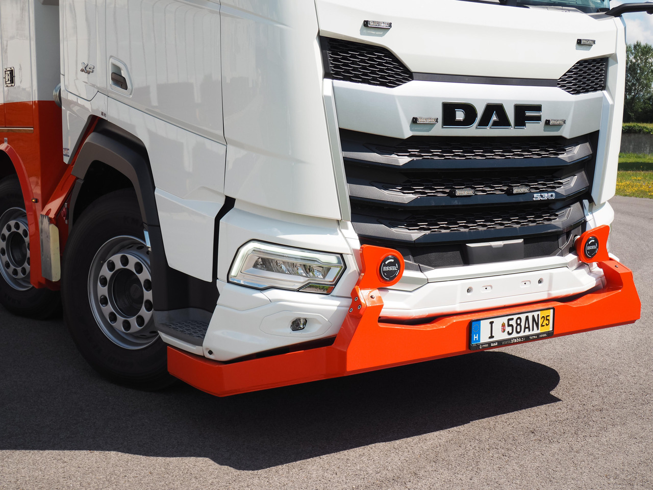 DAF530 FAD 8x4 T-REX 5- winches WHITE RHD - Эвакуатор: фото 2 DAF530 FAD 8x4 T-REX 5- winches WHITE RHD - Эвакуатор: фото 2