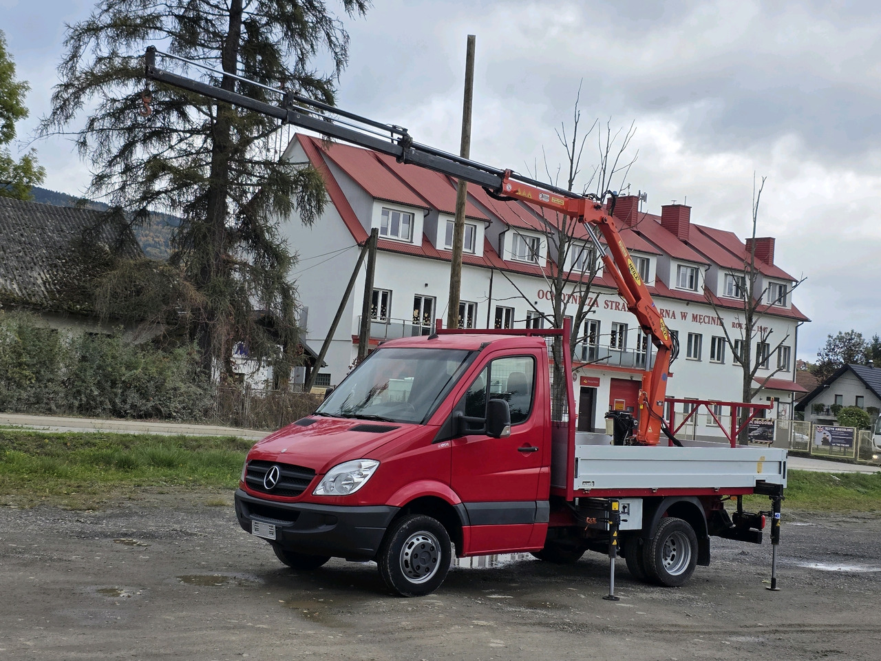 Mercedes-Benz Sprinter 418 CDI Skrzynia +HDS 10.5 M +Pilot ! 87000km ! - Малотоннажный бортовой грузовик: фото 2 Mercedes-Benz Sprinter 418 CDI Skrzynia +HDS 10.5 M +Pilot ! 87000km ! - Малотоннажный бортовой грузовик: фото 2