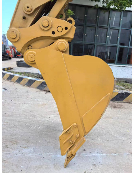 Гусеничный экскаватор Caterpillar 320D2: фото 10