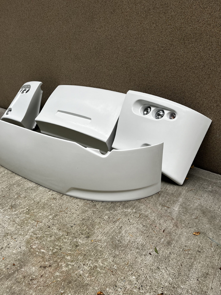 Bova FUTURA CLASSIC - Кузов и экстерьер для Туристических автобусов: фото 1 Bova FUTURA CLASSIC - Кузов и экстерьер для Туристических автобусов: фото 1