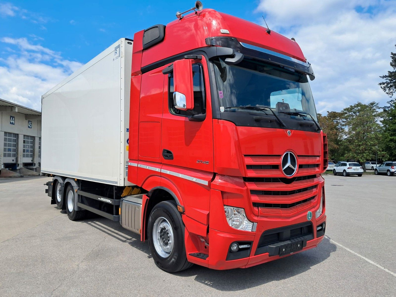 Mercedes-Benz Actros 2745 Kühlkoff | Standklima/heiz | Liftach - Рефрижератор: фото 2 Mercedes-Benz Actros 2745 Kühlkoff | Standklima/heiz | Liftach - Рефрижератор: фото 2